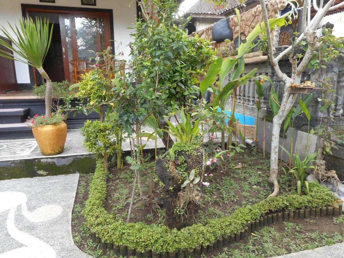 Milla Sidemen (Bali)
