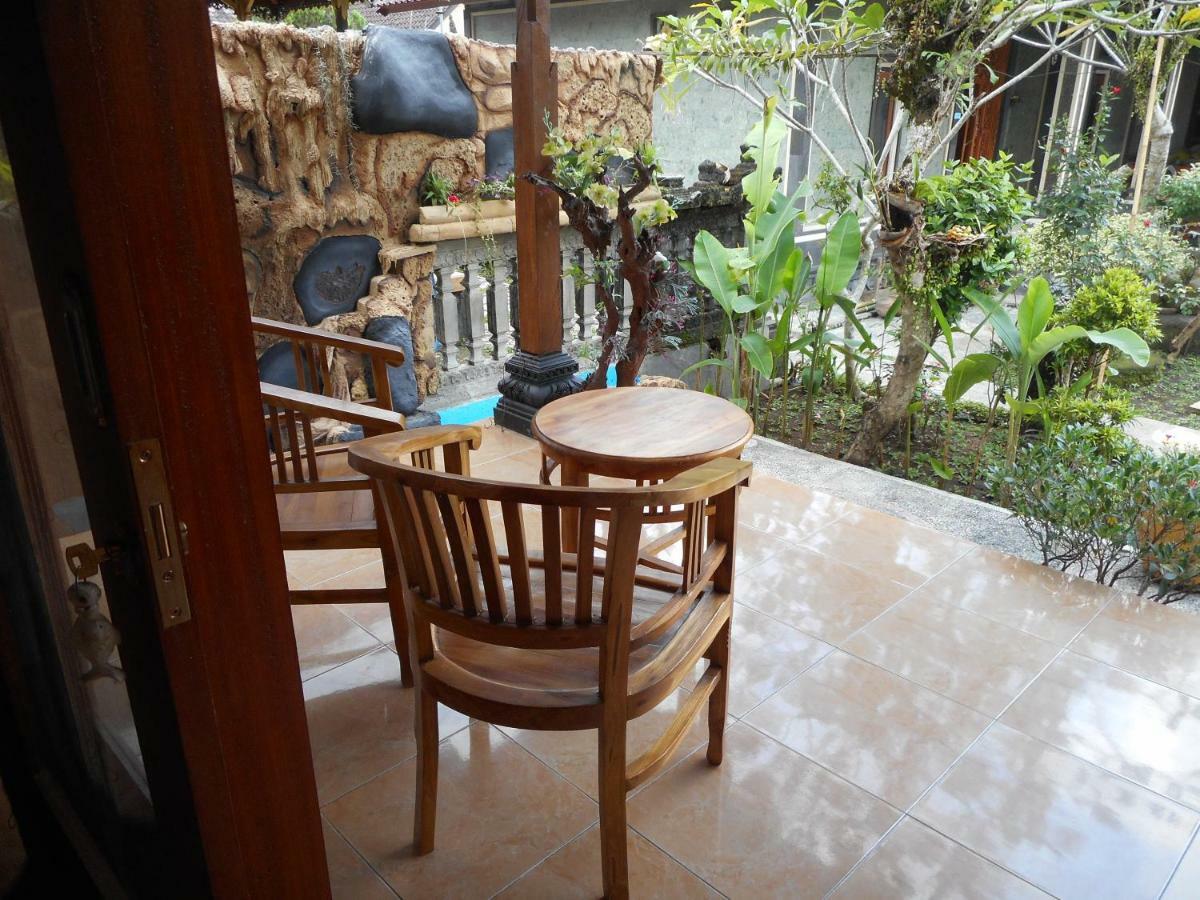 Milla Sidemen (Bali)